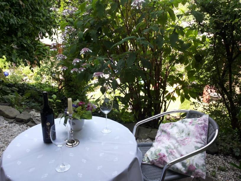 Gaestezimmer Am Huestert Adenau Extérieur photo